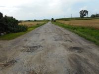 Nowa droga w miejscowości Adamki